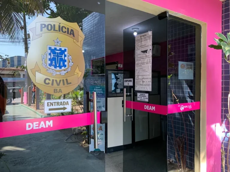 Turista mineira marca encontro pela internet e é vitima de violência sexual, em Salvador
