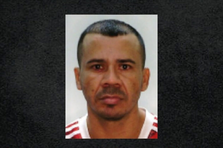 Em Manaus, homem é procurado por roubo em estacionamento de supermercado