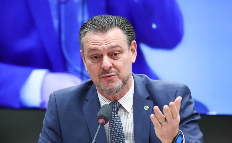 Ministro da Agricultura e Pecuária, Carlos Fávaro