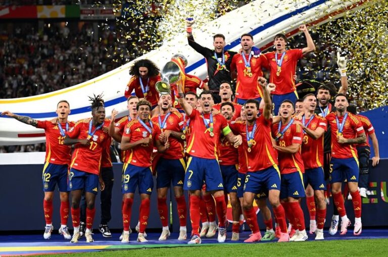 Espanha vence Inglaterra, é campeã da Euro e mantém a ‘maldição de Kane’