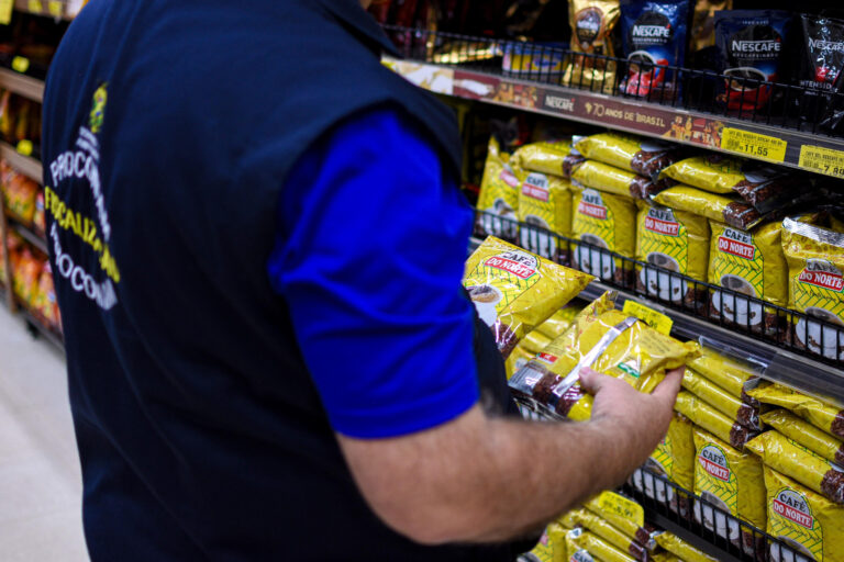 Em Manaus, fabricante de café é notificada a prestar esclarecimentos sobre venda de produto com impurezas