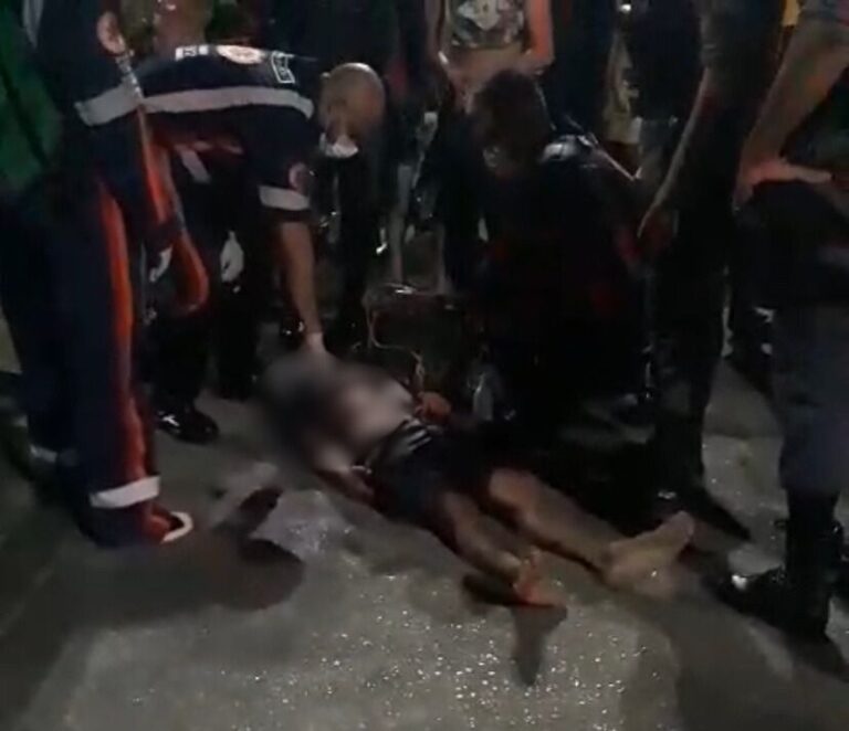VÍDEO: Jovem tem faca cravada no peito durante passeio com amigos no Alvorada