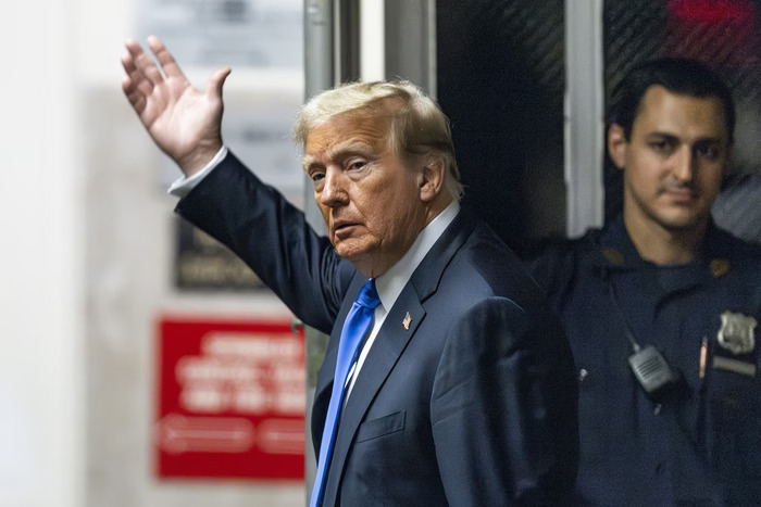 Após renúncia da chefe do Serviço Secreto, Trump se pronuncia: Diz que não foi protegido e chama Kamala de "mentirosa"