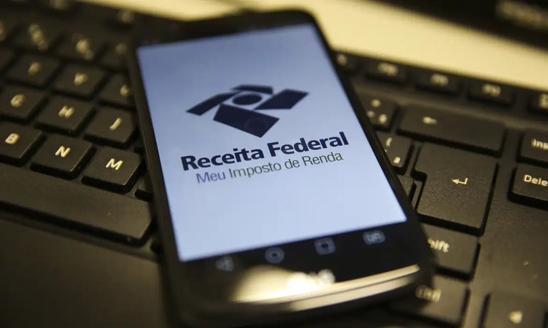 Consulta ao 3° lote de restituição do IR começa hoje