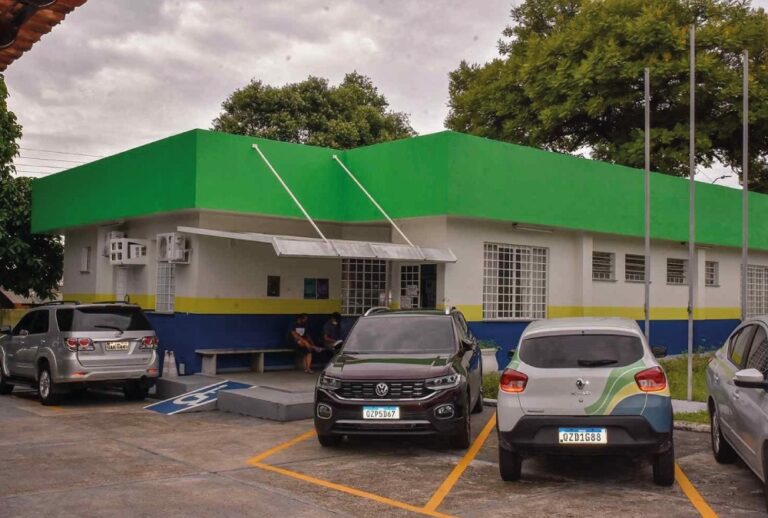 Em Manaus, homem é preso por injúria, perseguição e ameaça contra pai idoso