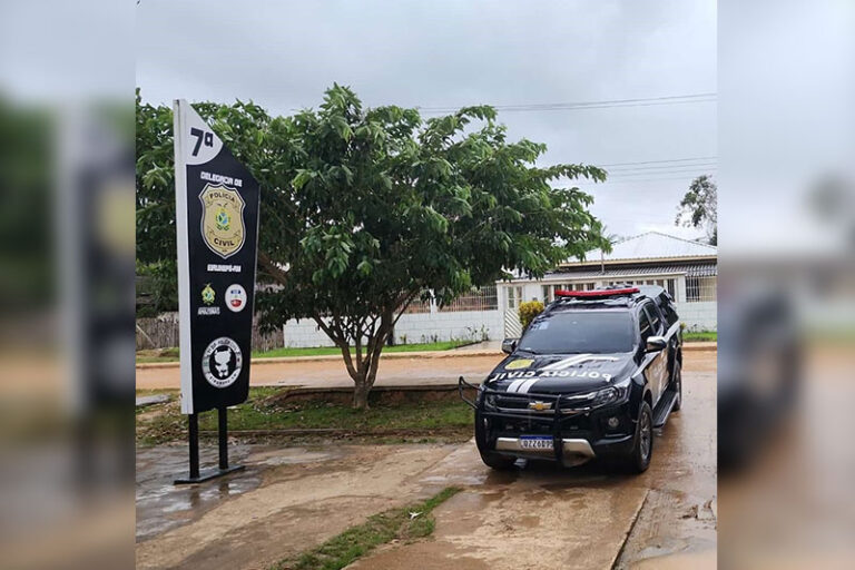 “Padrasto cometia os abusos quando ia dar banho nela”, diz delegado sobre prisão em Eirunepé