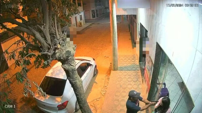 VÍDEO: “Atira então, minha cara tá aqui”, diz mulher antes de ser morta no ES