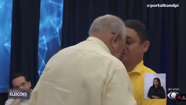 VÍDEO: Prefeito de Teresina dá cabeçada em adversário durante debate na TV