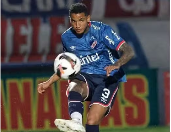 Jogador do Nacional do Uruguai é internado na UTI após desmaiar durante jogo contra o São Paulo