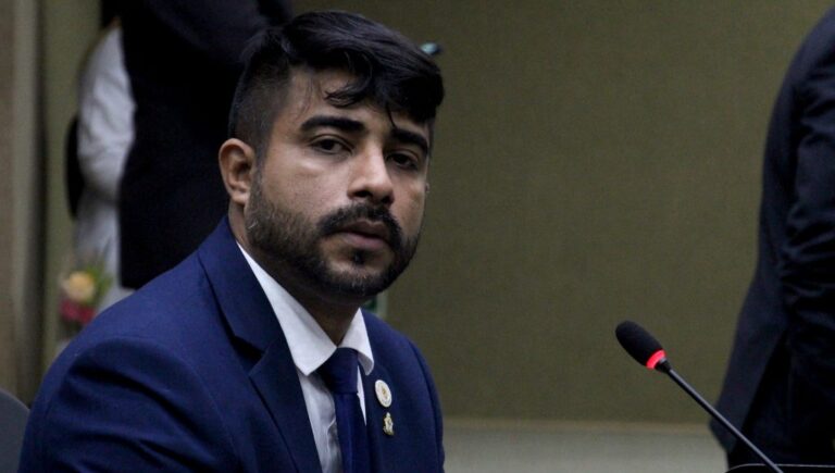 “Rachadinha”: vereador Dione Carvalho é indiciado pela Polícia Civil do Amazonas