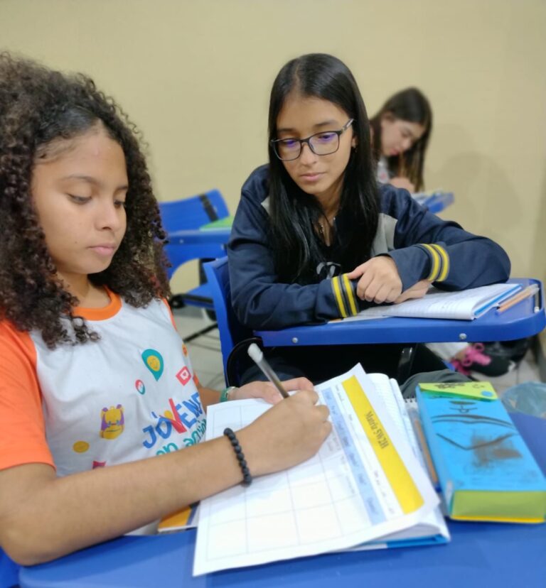 Associação em parceria com a ONU abre inscrições para curso gratuito para jovens haitianos em Manaus; confira