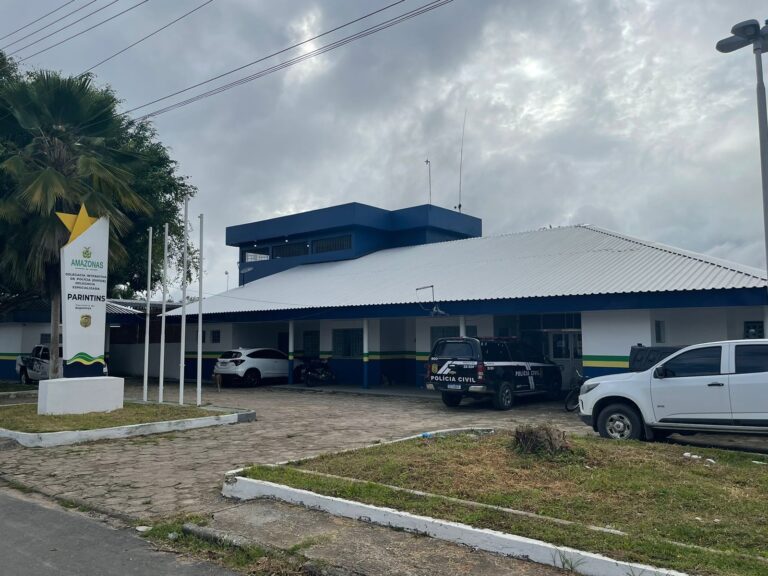 Homem não aceita fim da separação e invade casa de ex-mulher em Parintins