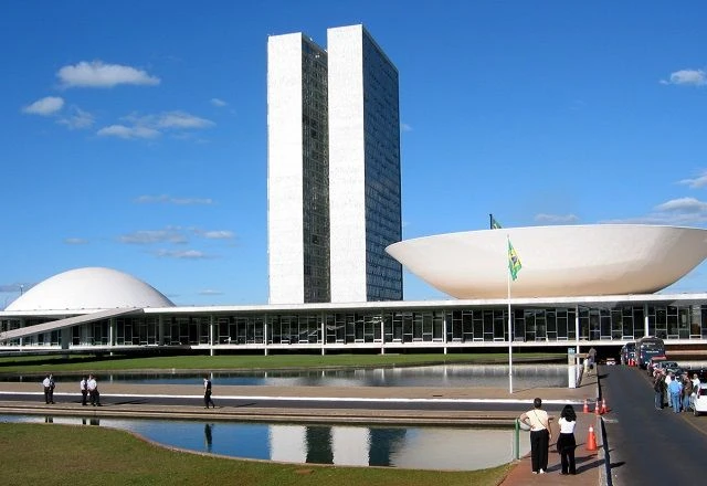 Projeto da reforma tributária tranca pauta de votações no Congresso Nacional