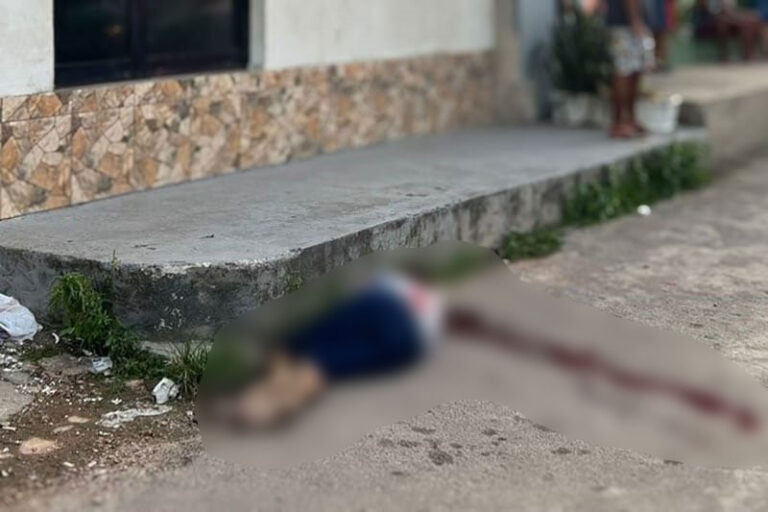 Jovem é encontrado morto com tiro na cabeça no Parque 10, em Manaus
