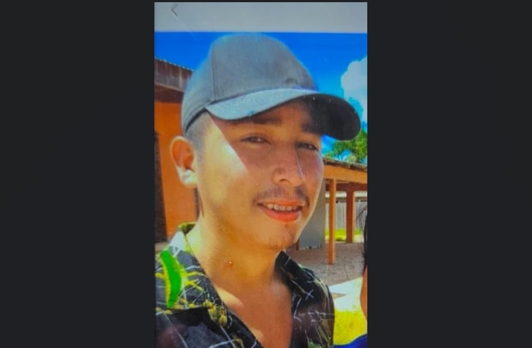 Suspeito que matou amigo com remo em embarcação é procurado pela polícia do AM