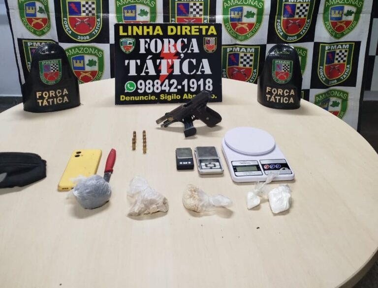 Dupla é presa com arma e pochete recheada de drogas em Flores