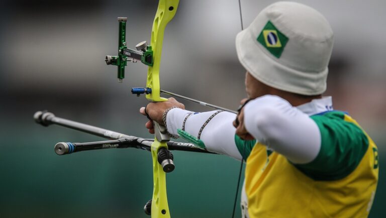 Governo federal reajusta valores do Bolsa Atleta e define regras contra apostas