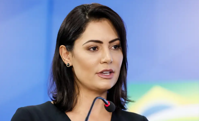 Michelle Bolsonaro chega em Manaus nesta quarta para campanha de candidato do PL Michelle Bolsonaro chega em Manaus nesta quarta para campanha de candidato do PL
