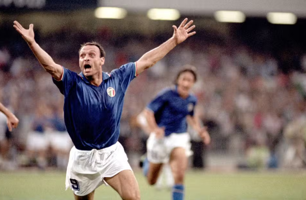 Artilheiro da Copa do Mundo de 1990, Toto Schillaci morre aos 59 anos