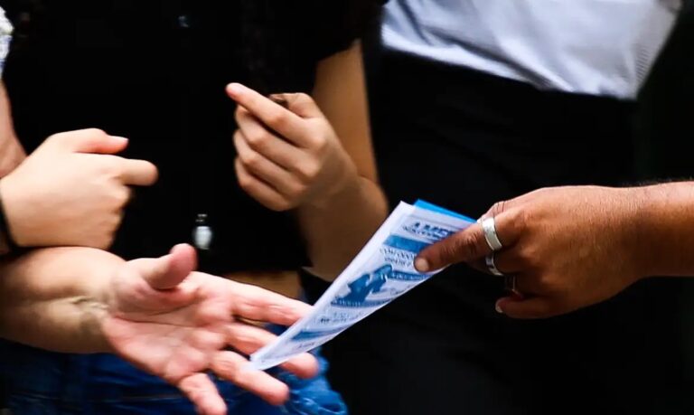 Propaganda eleitoral em igrejas é proibido? Saiba o que diz a lei