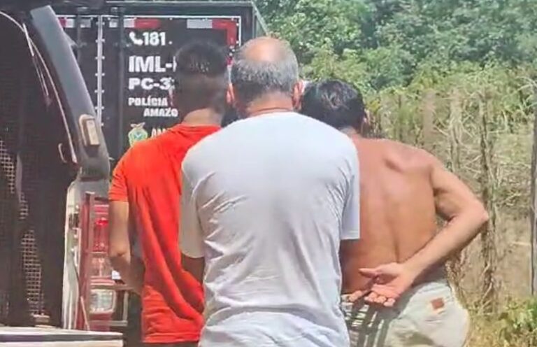 Dupla é presa por matar amigo a machadadas em Iranduba