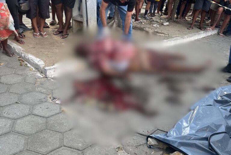IMAGEM FORTE: Líder de facção é executado com 20 tiros no Rio de Janeiro