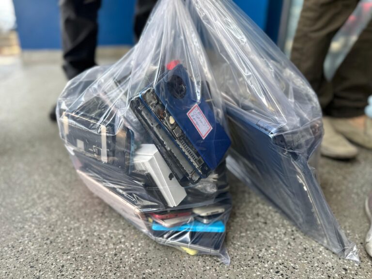 Operação apreende celulares roubados e furtados no Centro de Manaus