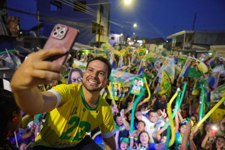 ELEIÇÕES 2024 – Alberto Neto: caminhada na zona Leste em busca do eleitorado