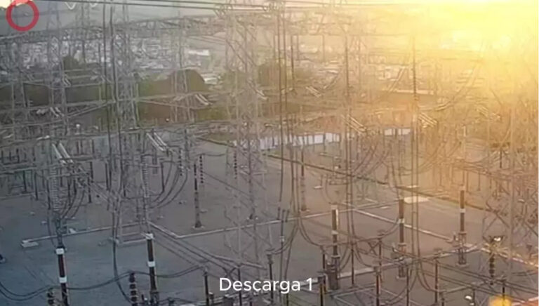 VÍDEO: Veja momento em que pipa causa curto que gerou apagão em SP e Guarulhos no fim de semana