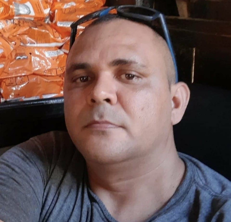 Homem que matou ex-mulher a facadas na frente das filhas é preso em Lábrea