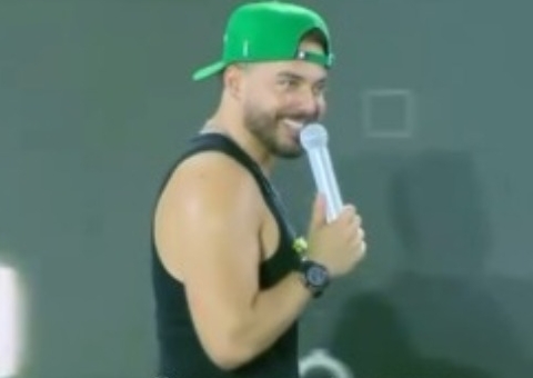 VÍDEO: Em show no Passo a Paço, Wesley Safadão diz que Manaus tem "os homens mais fiéis do Brasil"