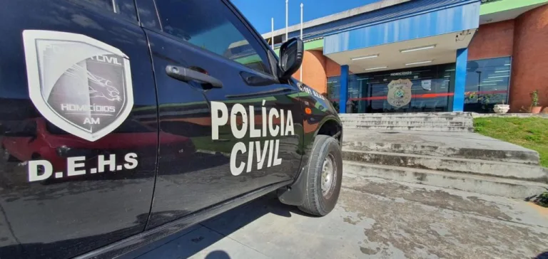 Homem é morto após ter casa invadida por facção criminosa na Compensa