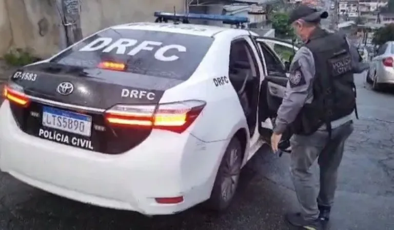 “Foi o capeta que mandou”, diz avó que tentou matar neto de 2 anos com óleo quente no RJ