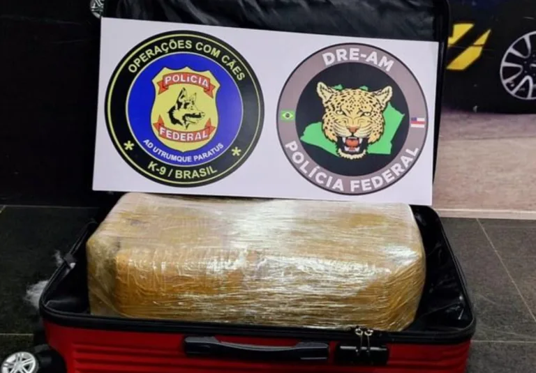 Mulher é presa com 15 kg de maconha no aeroporto de Manaus