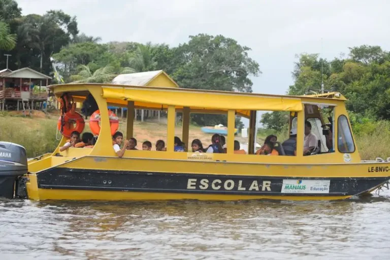Transporte escolar em rios da Amazônia e outras regiões terá reajuste em 2025