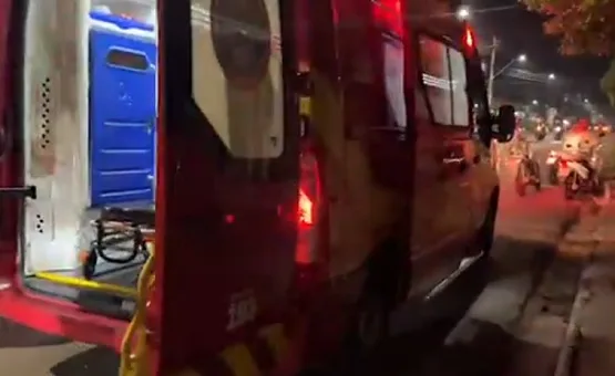 Motociclistas ficam feridos em acidente entre motos em Itacoatiara