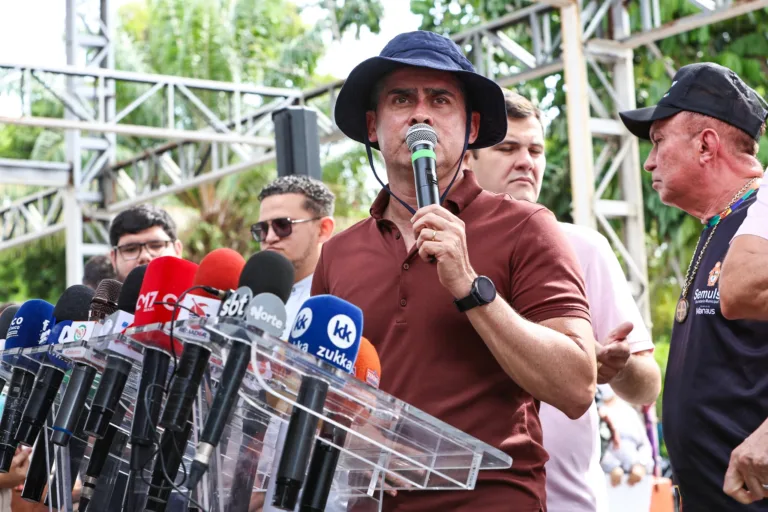 “Estamos sofrendo com alagamentos devido ao descarte inadequado de lixo”, afirma prefeito de Manaus