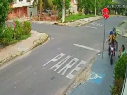 VÍDEO: Criminosos assaltam trabalhadores em plena luz do dia no Alvorada