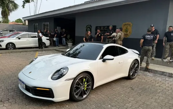 Polícia apreende veículos de luxo de líderes de facção criminosa do Amazonas
