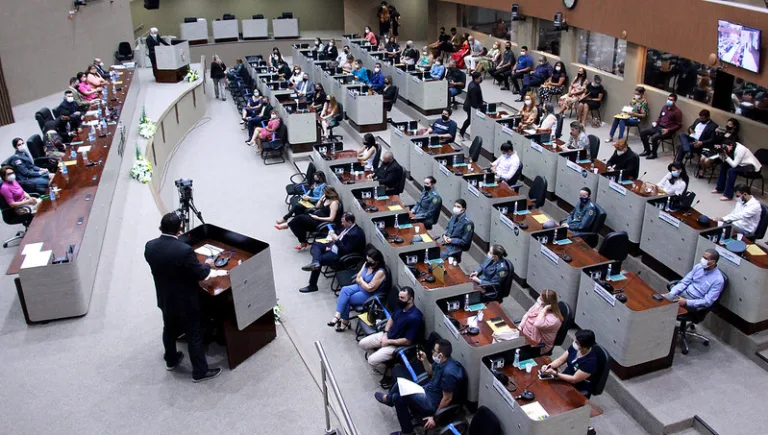 Vereador diz que PL que proíbe uso de maconha em Manaus “não pode dar margem para maconheiros”