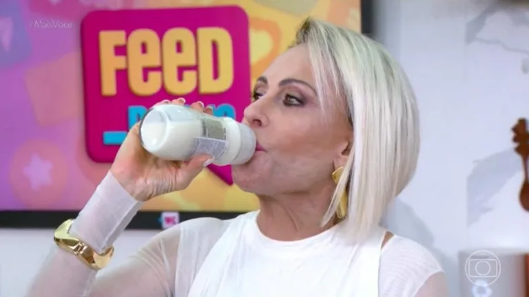 VÍDEO: Ana Maria Braga toma leite em mamadeira ao vivo e diz "Não tive fase oral"