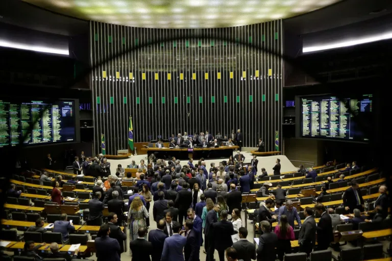 Casa Legislativa explicou o pagamento de R$ 4,2 bilhões em emendas de comissão ao ministro do Supremo, Flávio Dino, nesta sexta-feira
