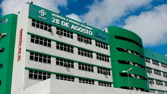 Wilson Lima apresenta plano de reformas para o 28 de Agosto e maternidade Dona Lindu e estipula prazo: "Até o fim do ano"