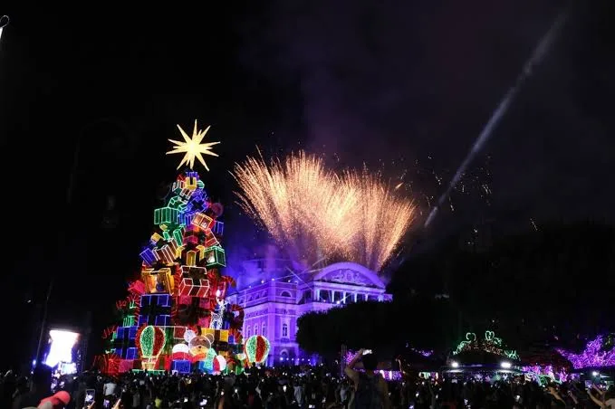 Árvore do Largo São Sebastião será iluminada em 1º de dezembro e abrirá programação natalina