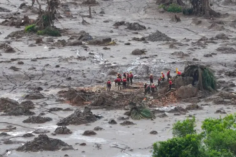 STF homologa acordo de R$ 170 bilhões de reparação pela tragédia de Mariana (MG)