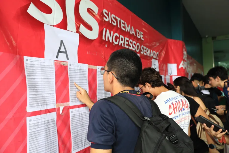 Aprovados no Vestibular e SIS da UEA celebram conquista na festa de divulgação dos resultados