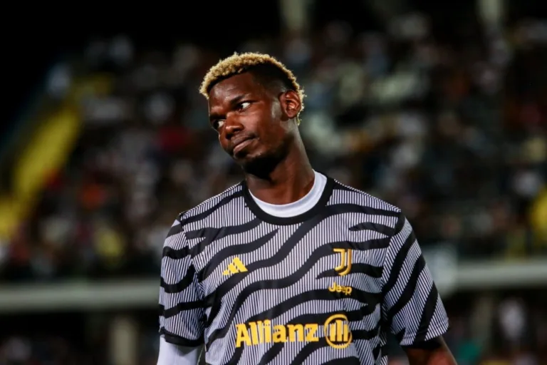Site de acompanhantes se oferece para bancar salário de Pogba no Corinthians