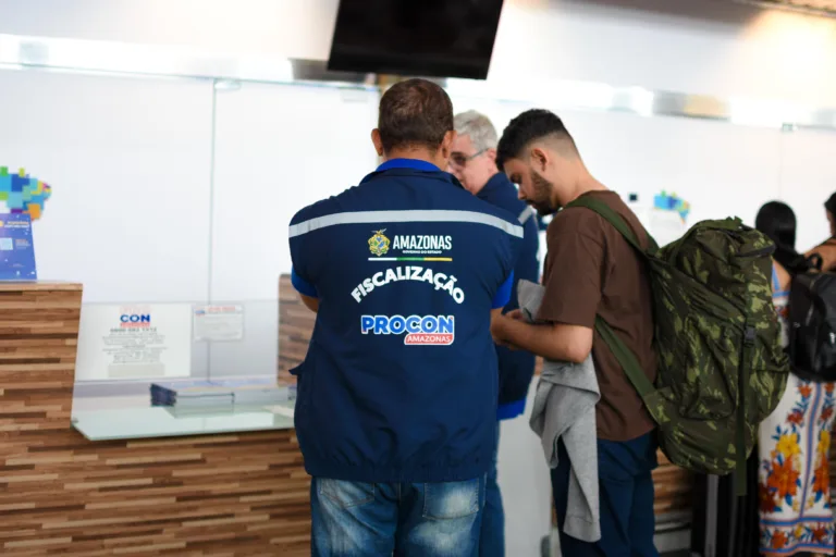 Empresa aérea é autuada após cancelar voo de última hora em Manaus