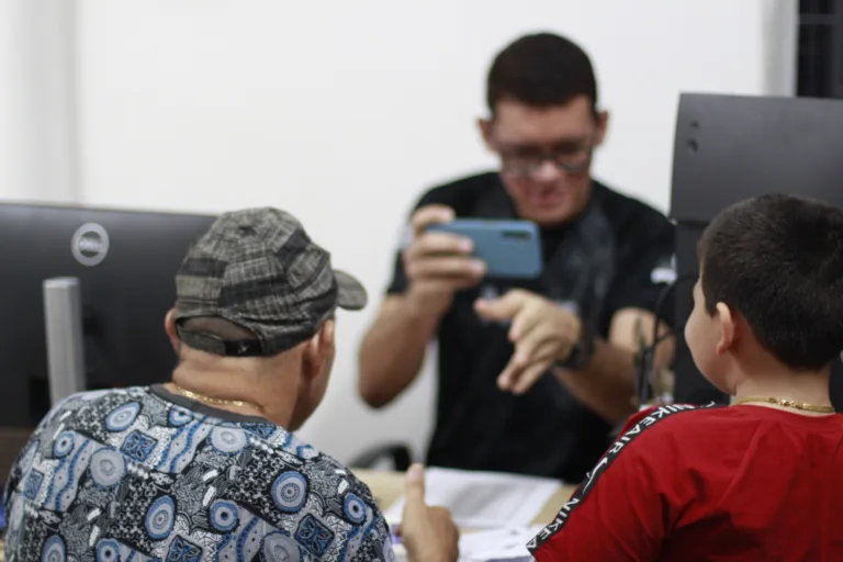RecuperaFone: SSP-AM aguarda donos de 264 celulares nesta sexta