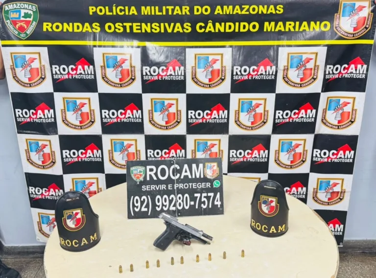 Arma de fogo apreendida com foragido da Justiça (Foto: Divulgação/PMAM)
